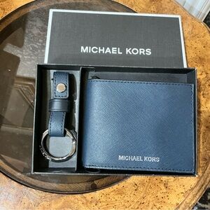MICHAEL KORS SLIM BILLFOLD  WITH KEYBX SET,NAVY